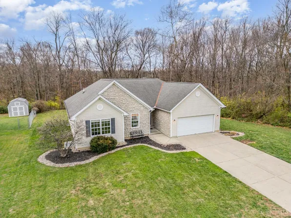 3915 Jefferson Ln, Amelia, OH 45102