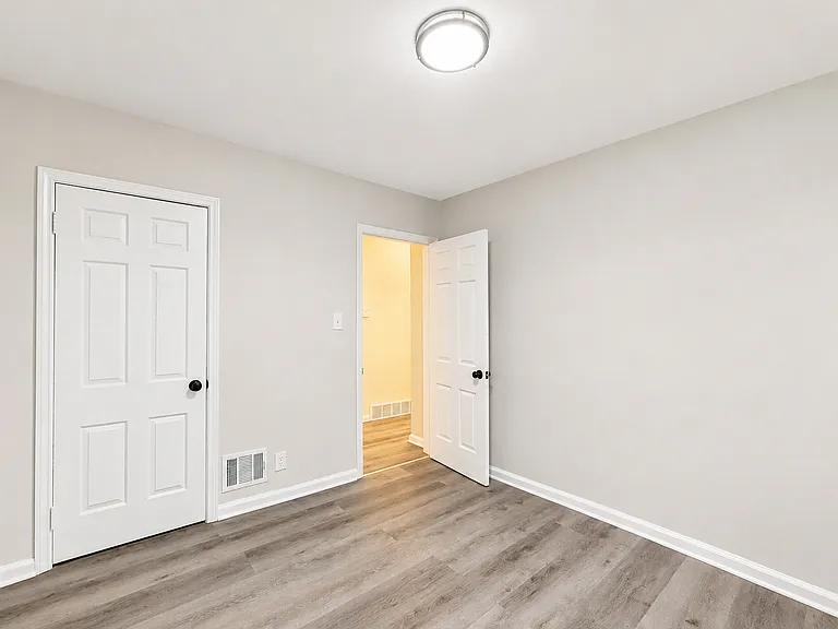 12719 Wade St — Photo 18