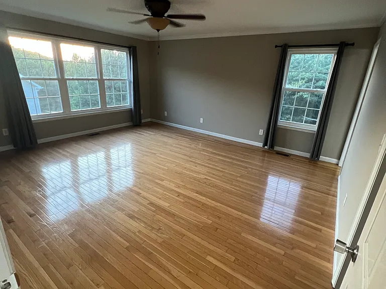 Empty Large Primary bedroom