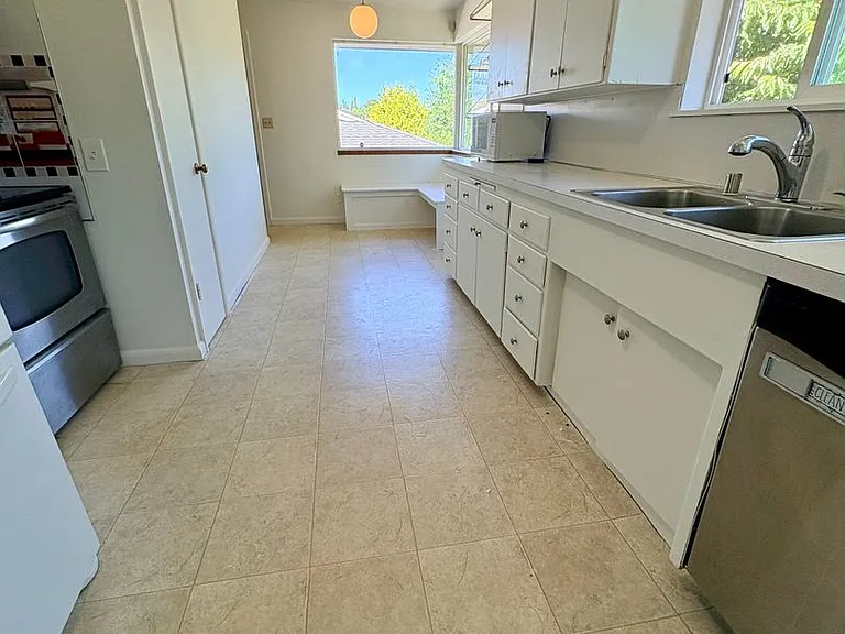 2480 S Edmunds St — Photo 8