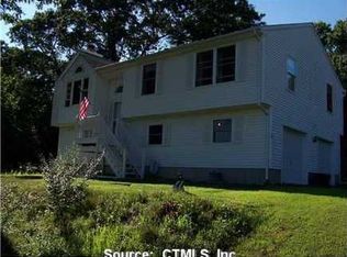 24 Lookout Hill Rd, Old Saybrook, CT 06475