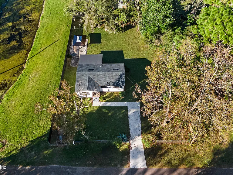 2389 Hilly Rd — Photo 24