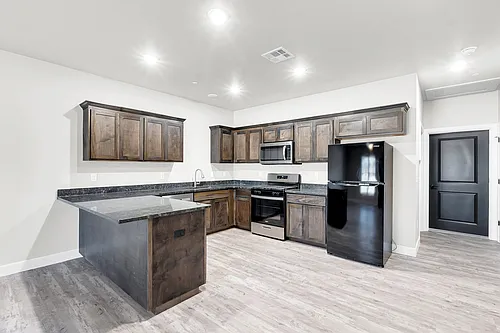 617 E Pams Dr Photo 1