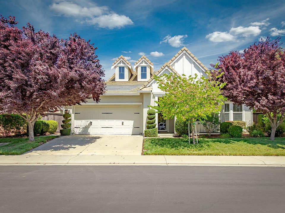 1st image of 100 Haywood Ct