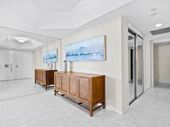 5th image of 3322 Casseekey Island Road #201