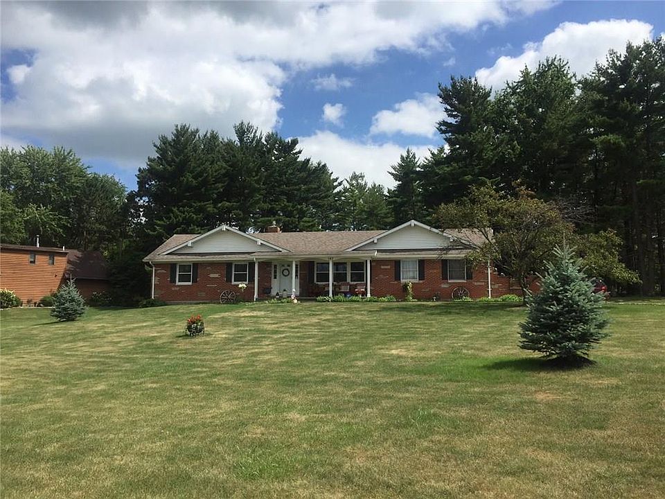1st image of 107 Camelot Dr
