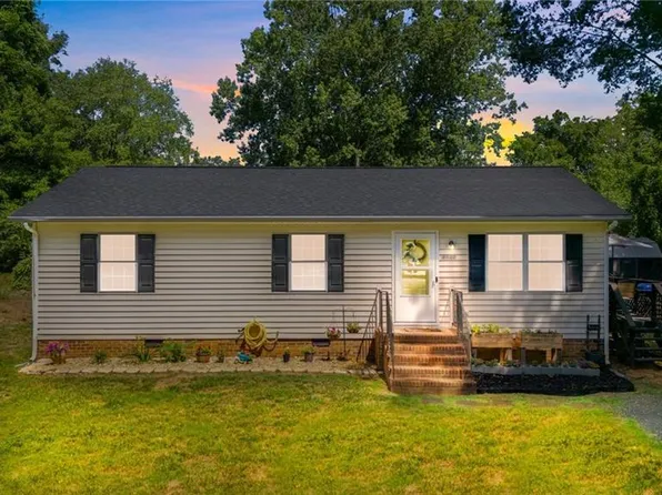 4027 Granby St, Winston Salem, NC 27101