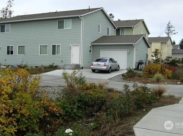 1445 Elwha Street, Oak Harbor, WA 98277