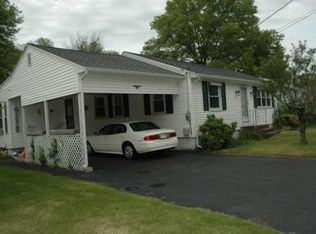 71 Shores St, Taunton, MA 02780