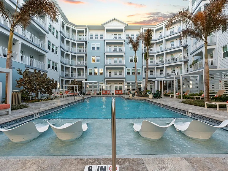 Gables Baldwin Park — Photo 14