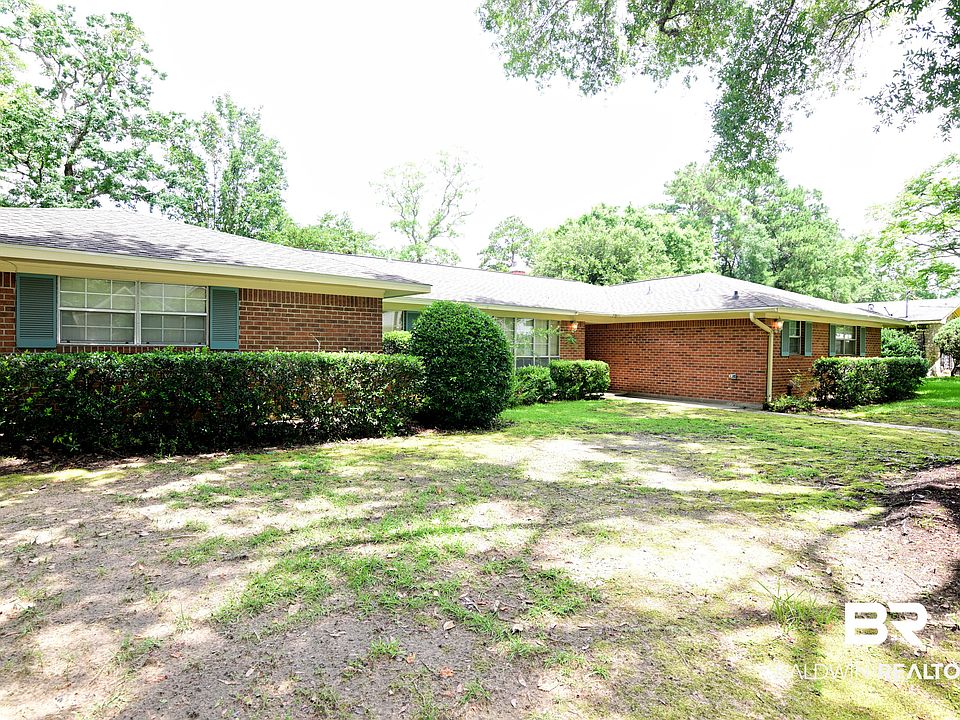 1st image of 69 Paddock Dr