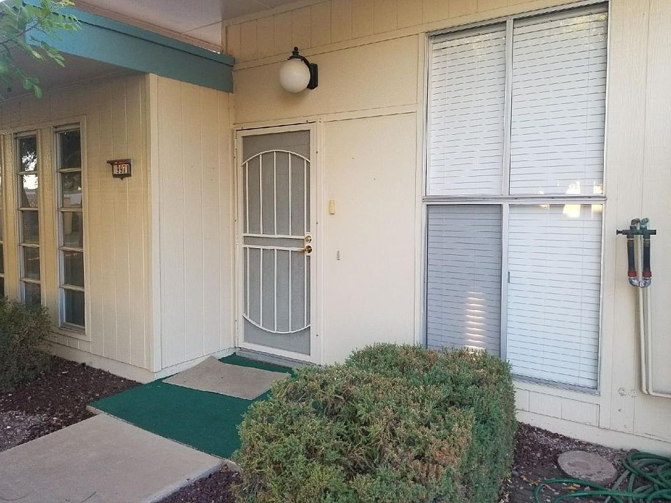 1st image of 9971 W Hawthorn Dr