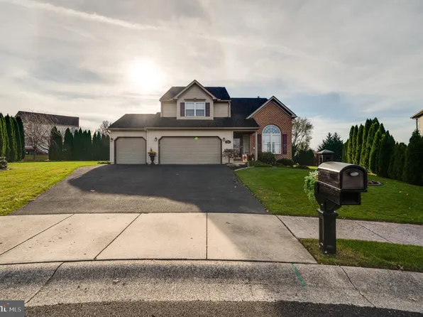 286 Longleaf Dr, Blandon, PA 19510