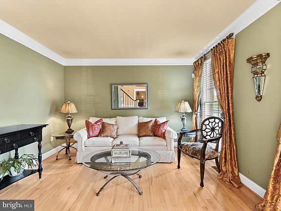 3rd image of 3305 Velvet Valley Dr