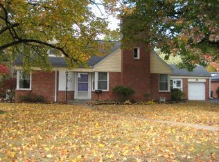 601 Applewood Dr, Saint Louis, MO