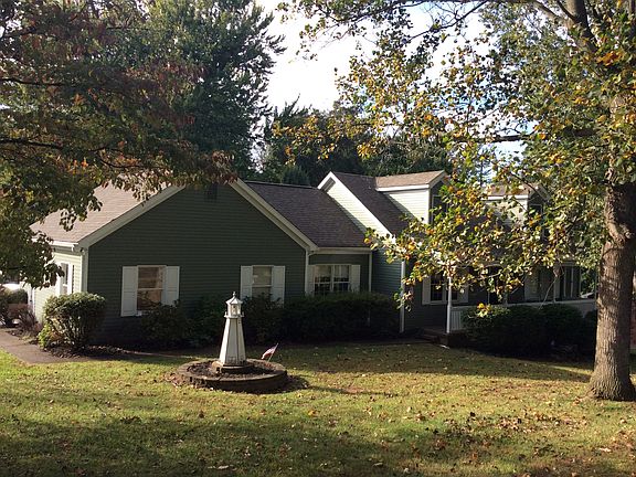 3rd image of 4533 Woods Tower Dr