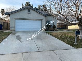 406 E Avenue J7, Lancaster, CA 93535
