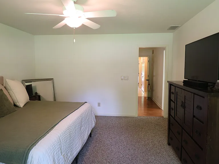 690 Terrace Lake Rd — Photo 94