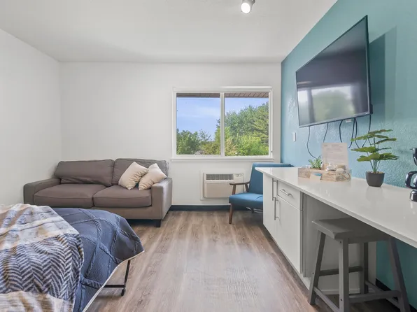 228 Spaces - Furnished Micro-Living Apartments, 4117 University Ave #104, Cedar Falls, IA 50613
