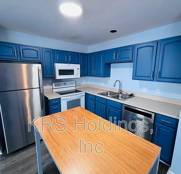 7032 Wytheville Cir — Photo 18