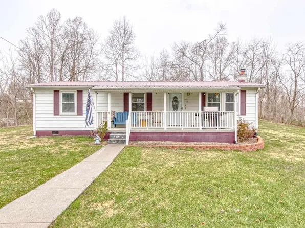 1215 Murray St, Christiansburg, VA 24073