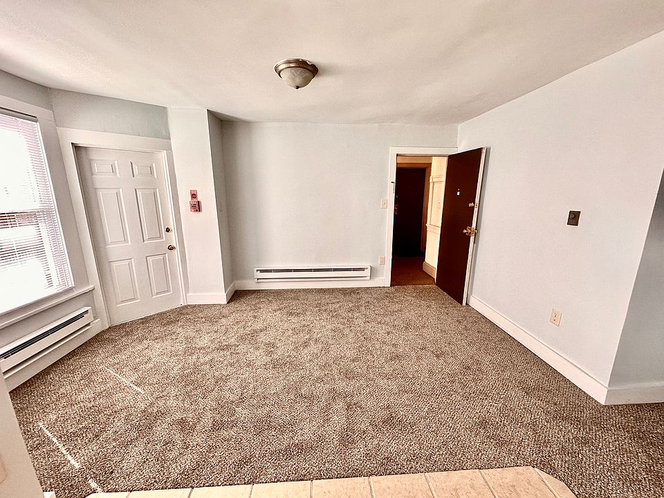 1st image of 241 W Queen Ln APT 3F