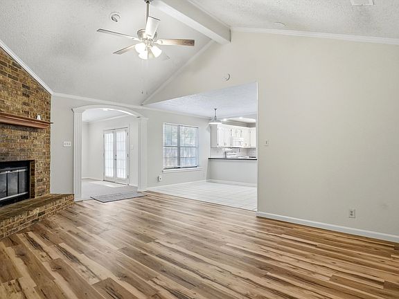 5th image of 1417 Copper Ridge St