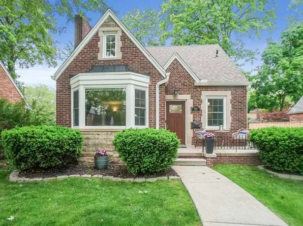 3619 Kenmore Rd, Berkley, MI 48072