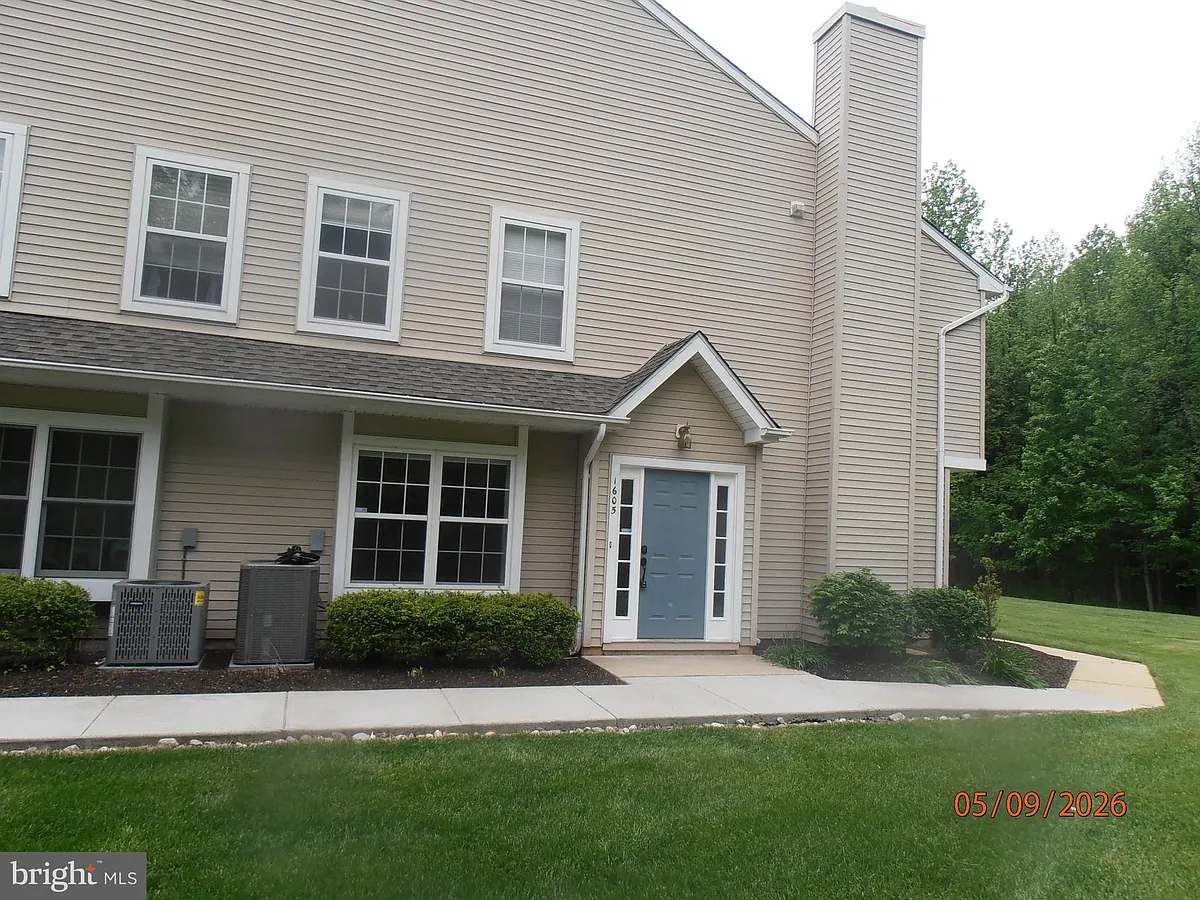 Building Photo - 1605 Stokes Rd
