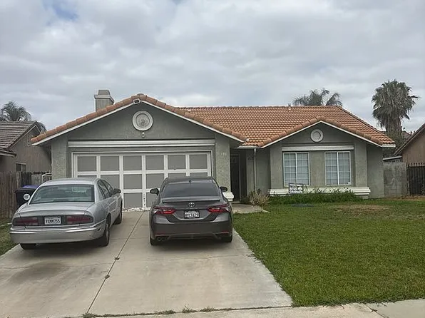 4390 Royal Pine Cir, Jurupa Valley, CA 92509
