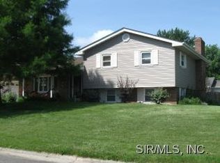 717 Nebraska St, Bethalto, IL
