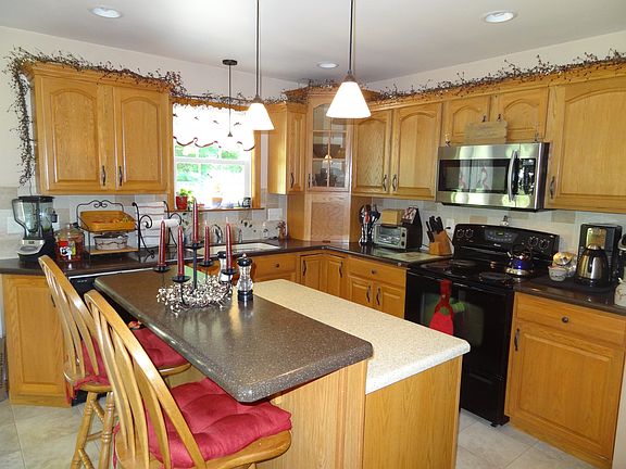 Kitchen w/Corian Counters