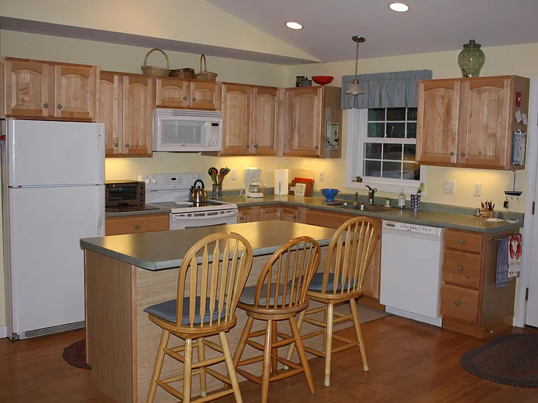 132 N Shore Rd — Photo 5