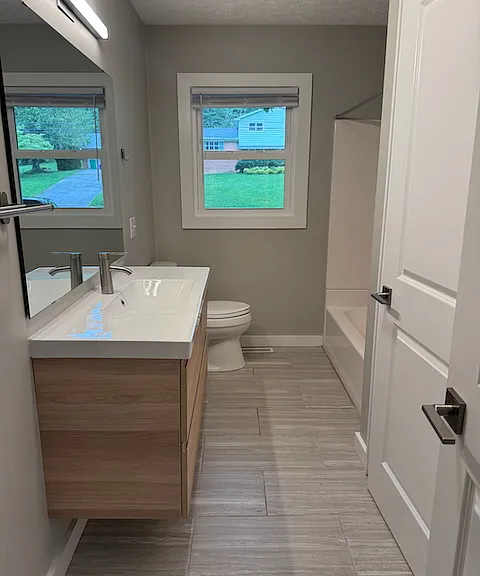 411 Patrick Henry Dr — Photo 12