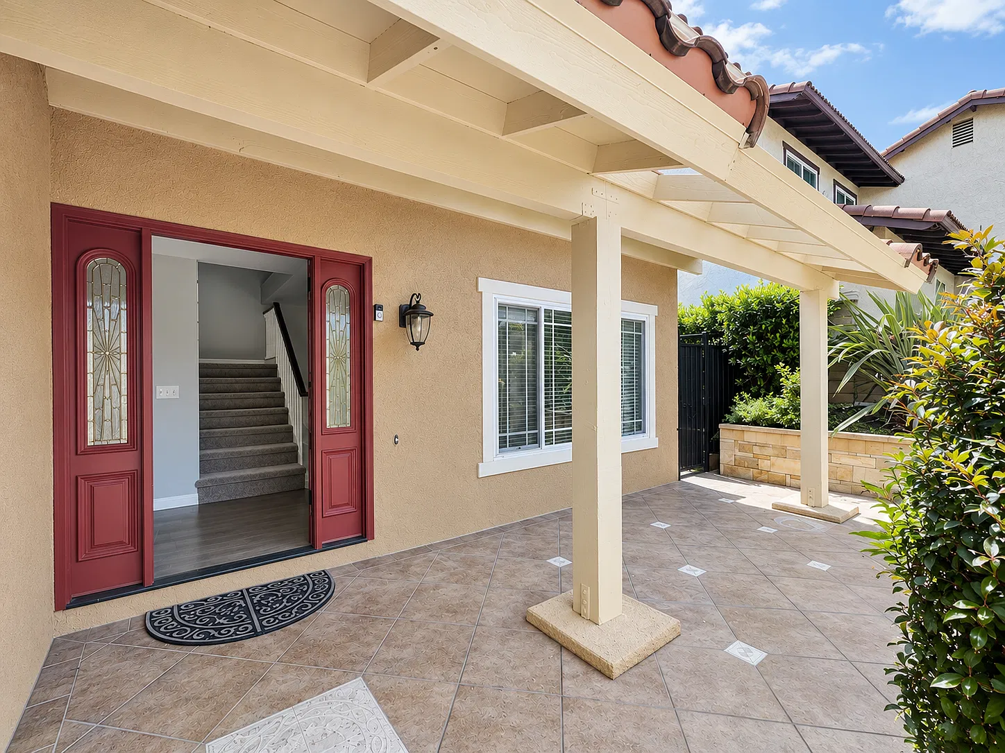 4 bed, 2.5 bath, 2181 sqft, $4,800 — Photo 4