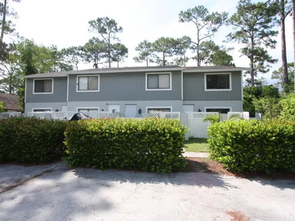 1141 Goldenrod Rd, Wellington, FL 33414