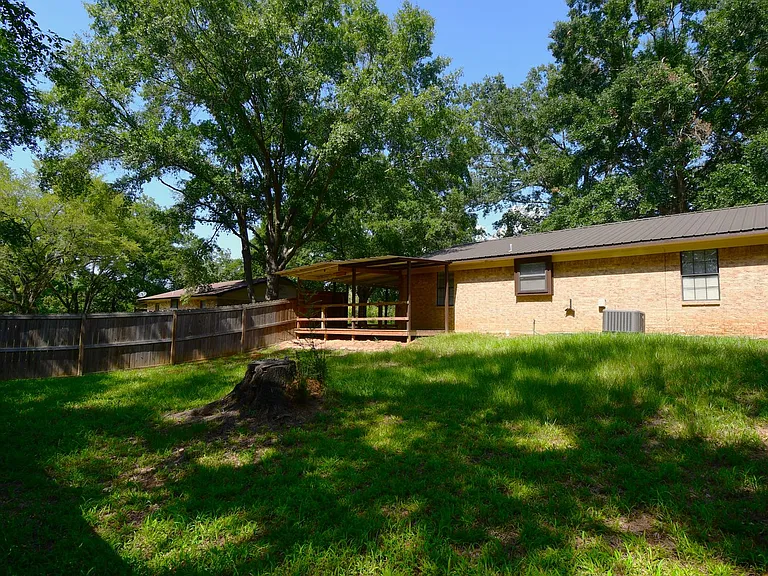 10556 Twin Oaks Dr — Photo 27