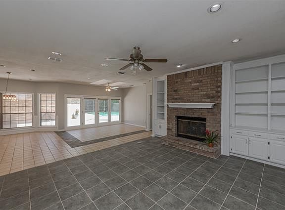 5th image of 1109 Bishops Park St