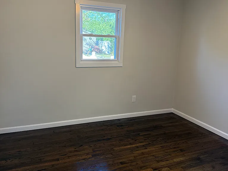 180 Seabreeze Ave — Photo 6