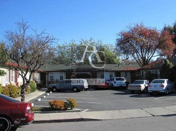 150 Canfield Ave #9