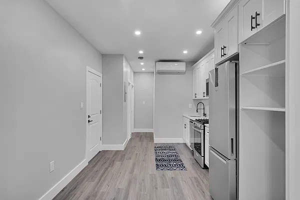 Sold by Peoples Realty & Associates | media 12
