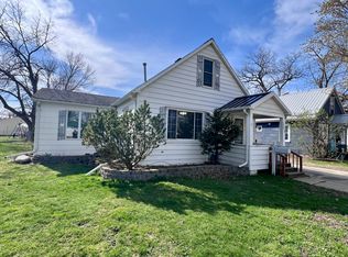 309 10th St NW, Austin, MN 55912