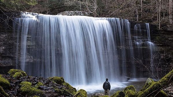 Greeter Falls