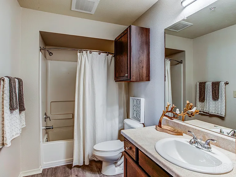 Centerstone Apartments — Photo 18