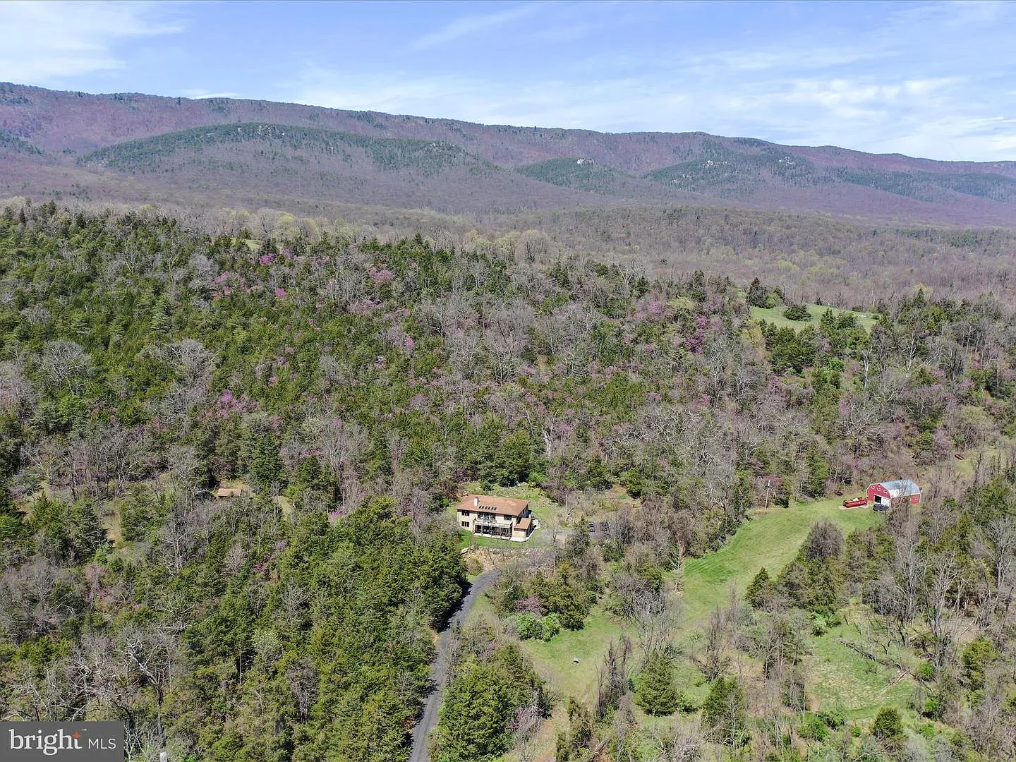 1639 Sugar Hill Rd photo 1