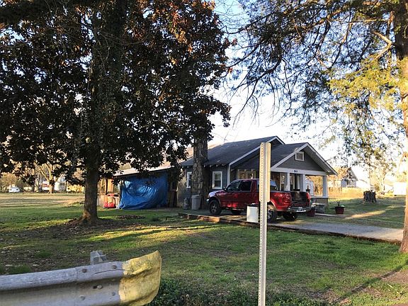 3rd image of 849 Old Dixie Hwy