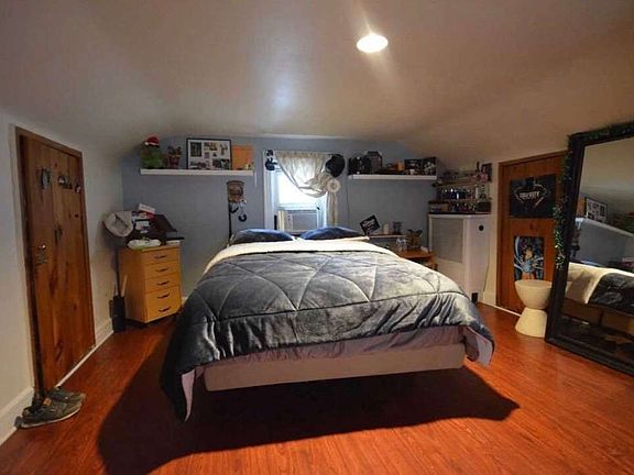 4th image of 59-23 160th St Floor 2