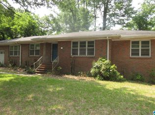 109 W Crest Rd, Bessemer, AL 35023