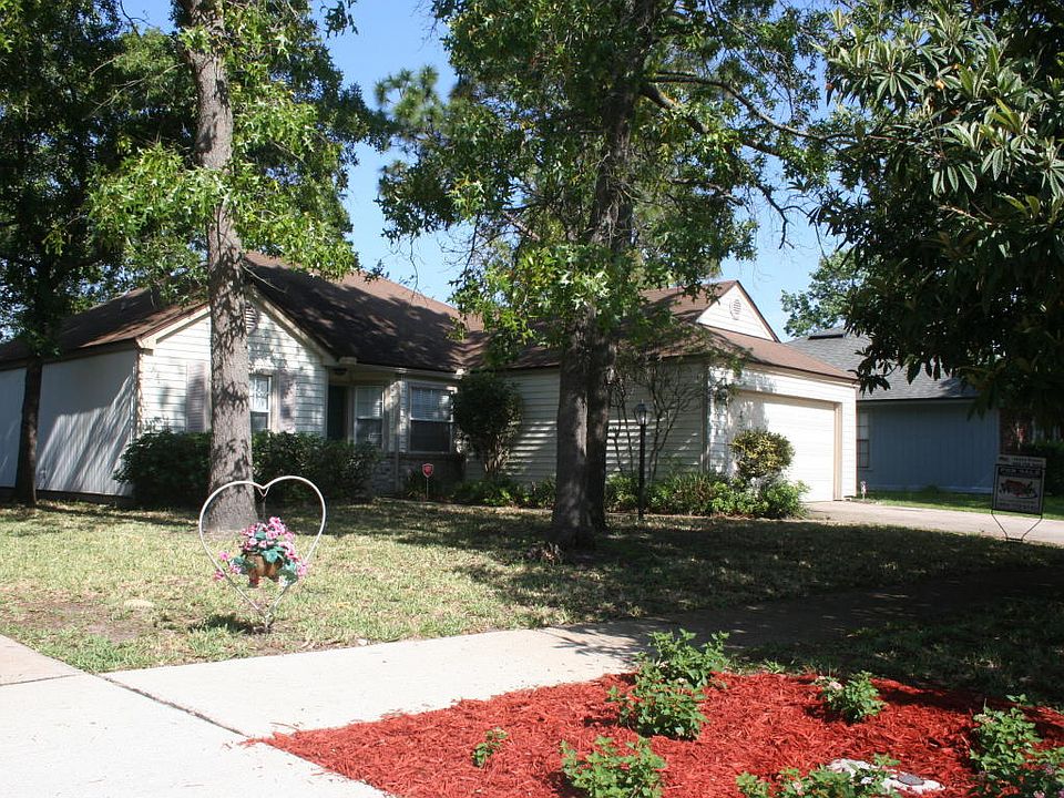 1st image of 8028 Mactavish Way W