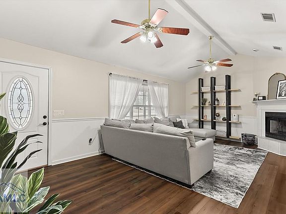 5th image of 173 Cody Dr